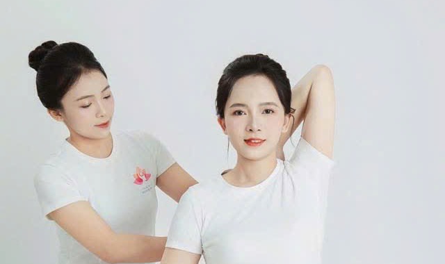 Đào tạo HLV Yoga bầu chuyên sâu 85h